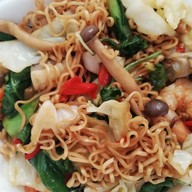 ข้าวแกงสามสาว ท่าอิฐ