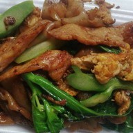 ราดหน้า ขาหมูแต้จิ๋วพี่แองจี้