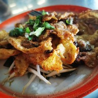 เมนูของร้าน ก๋วยเตี๋ยวต้มยำสูตรโบราณ/หอยทอด ตลาดมั่งมีทรัพย์