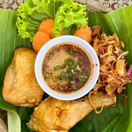 ส้มตำพี่ดาว The Star