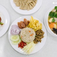 เมนูของร้าน ก๋ยวเตี๋ยวครัวเสบียง (ติดร้านบะหมี่เกี๊ยวสหชัย)