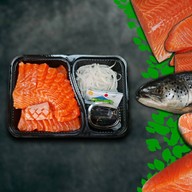 เมนูของร้าน Salmon 888 เสรีไทย