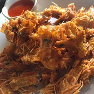 หลองข้าว ตำม่วน