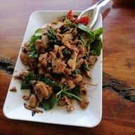 ครัวนายยอด (อาหารป่า)เขาใหญ่