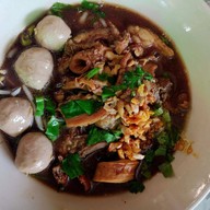 ก๋วยเตี๋ยวเนื้อ เจ้ปิ๊กชนบท3