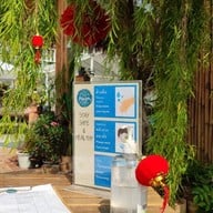 Pongyo at sansiri backyard