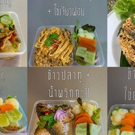 ข้าวปลาทู & ปลาแกะ & ขนมปังปิ้ง เพิ่มสิน ซอย 3