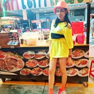 สเต็กเด็กแนว ท่ารถบขส อ่างทอง ย่านซื่อ