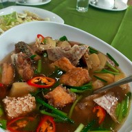 โรงแรมเบญจพร