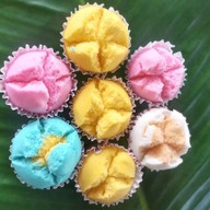 ไส้กรอกชาละวัน (ป้ามาก)