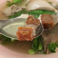 ร้านเจ๊ปูเกาเหลาเลือดหมู