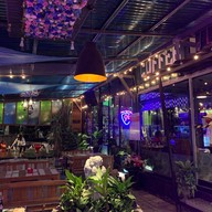 9t Station  Cafe & bar อุดรธานี