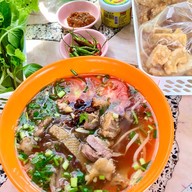 เฝอ เตี๋ยวเนื้อน่อง ເຝີລາວເຝີວຽງຈັນ🇱🇦