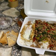 เมนูของร้าน กะเพราข้าวบึ้มBY Midnight