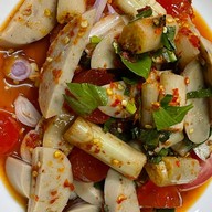 ข้าวหมูแดง หน้าบ้าน