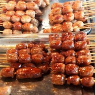 ไส้กรอกชาละวัน (ป้ามาก)