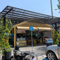 หมูทอดเจ๊จง โครงการปาล์มไอส์แลนด์ (Palm Island)