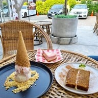 Martin's English Cafe