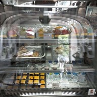 Puffy Cafe & Roasters