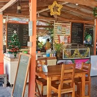 บรรยากาศ ร้านริมคลอง -