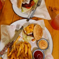 เมนูของร้าน Pulled Pork Burger By Peech
