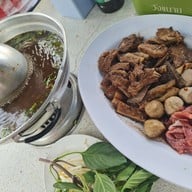 เมนูของร้าน นายเก่งคลองสี่