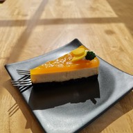 CHA-FÉ ปั้มเชลล์ ข้างโรงเรียนสำเร็จ