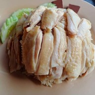 ครัวโรงA10ในมอ(ข้าวไข่ข้น&ข้าวไข่เจียว&ก๋วยเตี๋ยว)