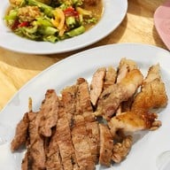 เมนูของร้าน อีสานลองแวะ(ลาบยโส) ประชาชื่น