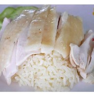 เป๋อ ข้าวมันไก่ตอน สูตรไหหลำ