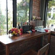 บรรยากาศ คาเฟ่ บ้านดอน