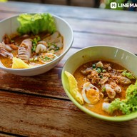 เมนูของร้าน ก๋วยเตี๋ยวต้นตอ อุดรธานี