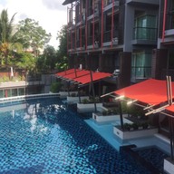 เรดจินเจอร์ชิครีสอร์ท