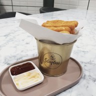 เมนูของร้าน Sleepless Cafe ถนนเนตรดี