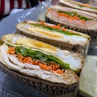 มิตรปลาทองคาเฟ่