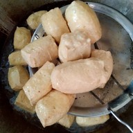 เมนูของร้าน ก๋วยเตี๋ยวปลาอัมพวา