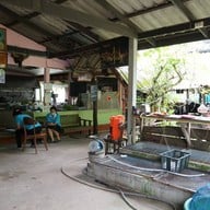 บรรยากาศ คนพลัดถิ่น