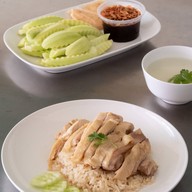 เมนูของร้าน กินครบ ถนนสนามบิน