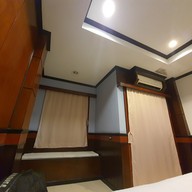 โรงแรมซีซั่นพาเลสหัวหิน