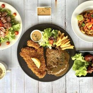 แฟมมิลี่ สเต็ก  เมืองเอก ปทุมธานี เมืองเอก ปทุมธานี