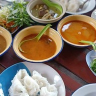 ขนมจีนเส้นสดมอนอ