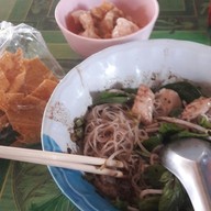 ก๋วยเตี๋ยวเรือ ป.ประทีป สาขาสันป่าตอง สาขาสันป่าตอง