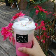 เขาหลวงคาเฟ่ (Khao Luang Café)