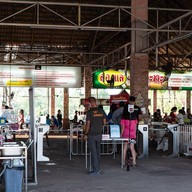 บรรยากาศ ลองแลหมูกระทะ