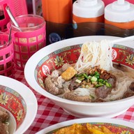 เมนูของร้าน ป้าสาวโล้งโต้งตลาดศาลเจ้า ตลาดศาลเจ้า