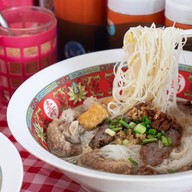 เมนูของร้าน ป้าสาวโล้งโต้งตลาดศาลเจ้า ตลาดศาลเจ้า