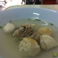 เมนูของร้าน ก๋วยเตี๋ยวยกล้อ