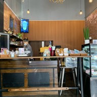 Koi Cafe Donmuang หมู่บ้านธนินทร