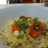 เมนูของร้าน ก๋วยเตี๋ยวยกล้อ