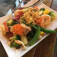 เมนูของร้าน บ้านสวนไพลิน